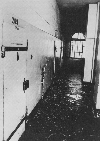 Flur im alten Arresthaus Darmstadt (Foto vor 1970)